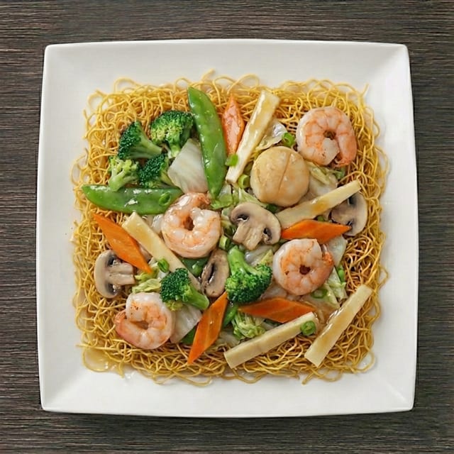 Hong Kong Seafood Chow Mein.